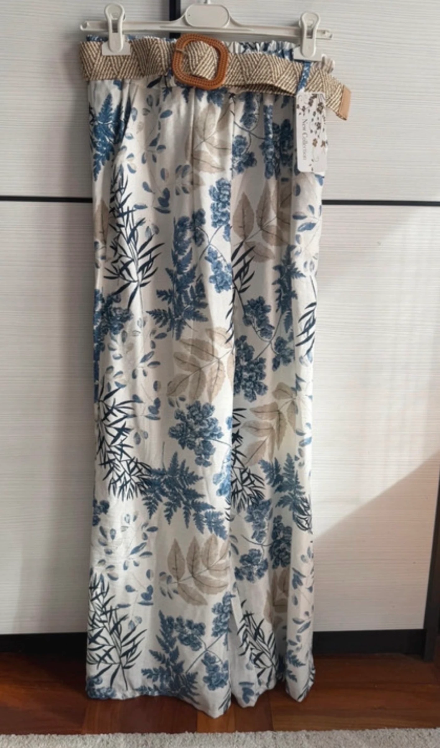 NIEUW lange vloeiende broek met bladenprint en riem – photo 5